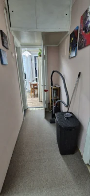 For Sale: 3 rooms in a brick house