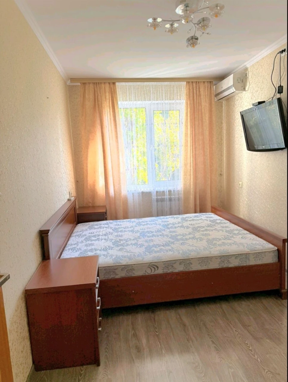 Продам 2-х комнатную квартиру на 6/9 пр.Мира / пл.Победы