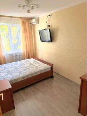 Продам 2-х комнатную квартиру на 6/9 пр.Мира / пл.Победы