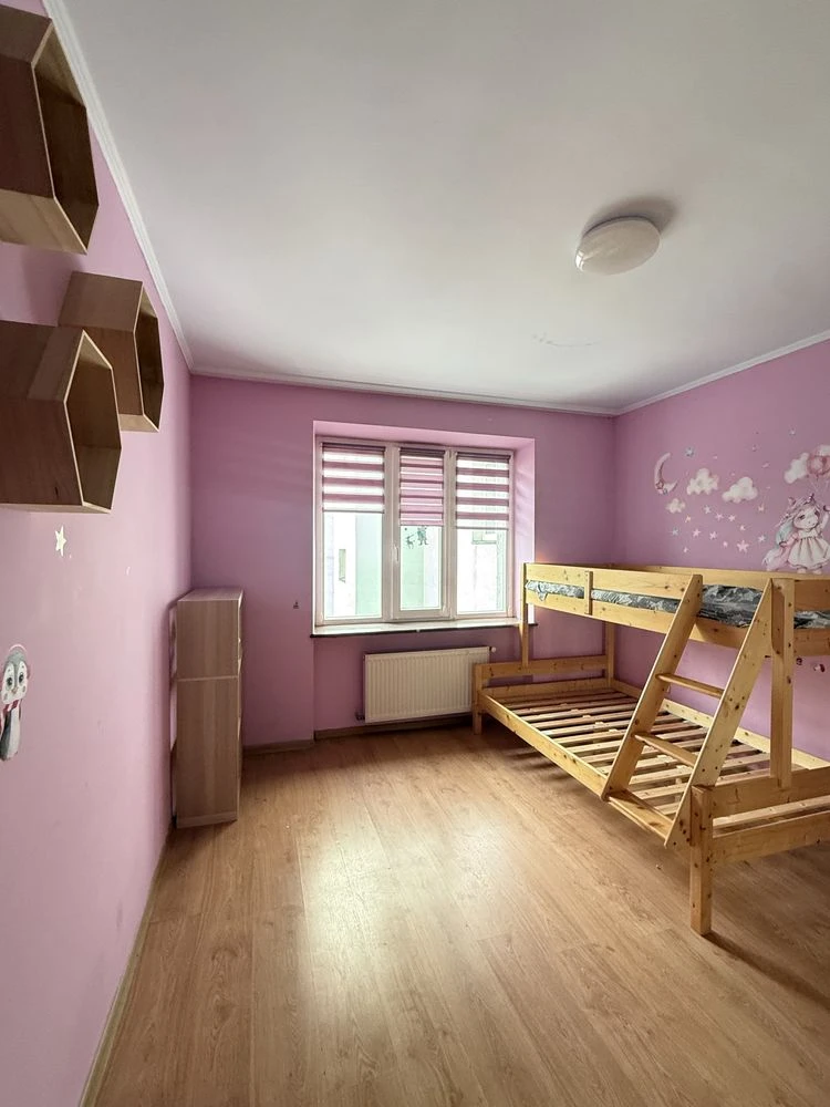 Sale of a 3-room new building on вул. Івасюка
