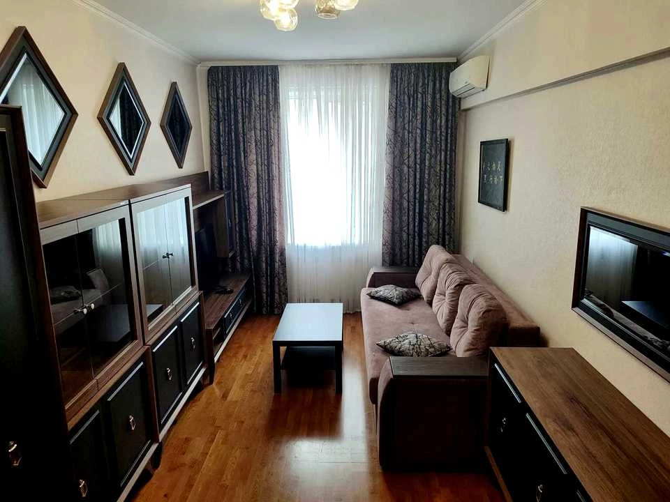 Квартира. Київ, Жилянська вул.