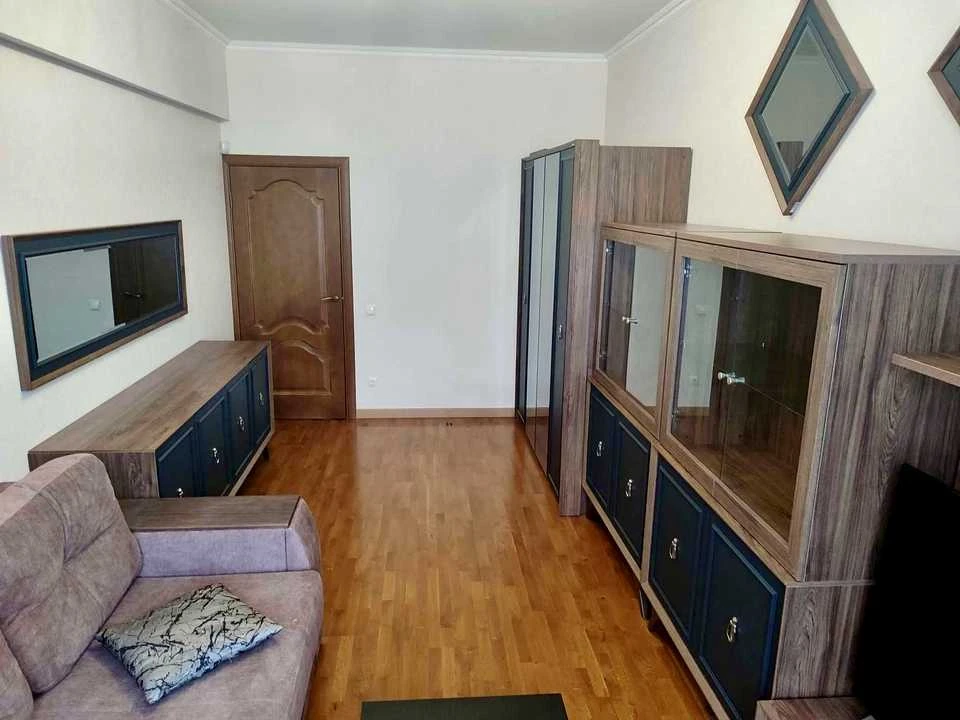 Квартира. Київ, Жилянська вул.