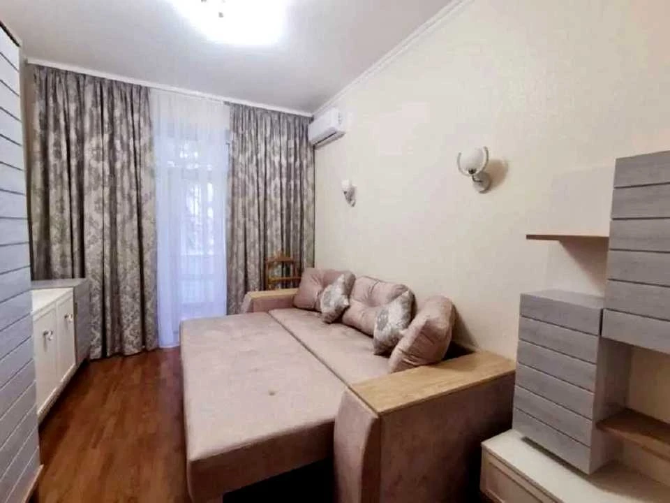 Квартира. Київ, Жилянська вул.