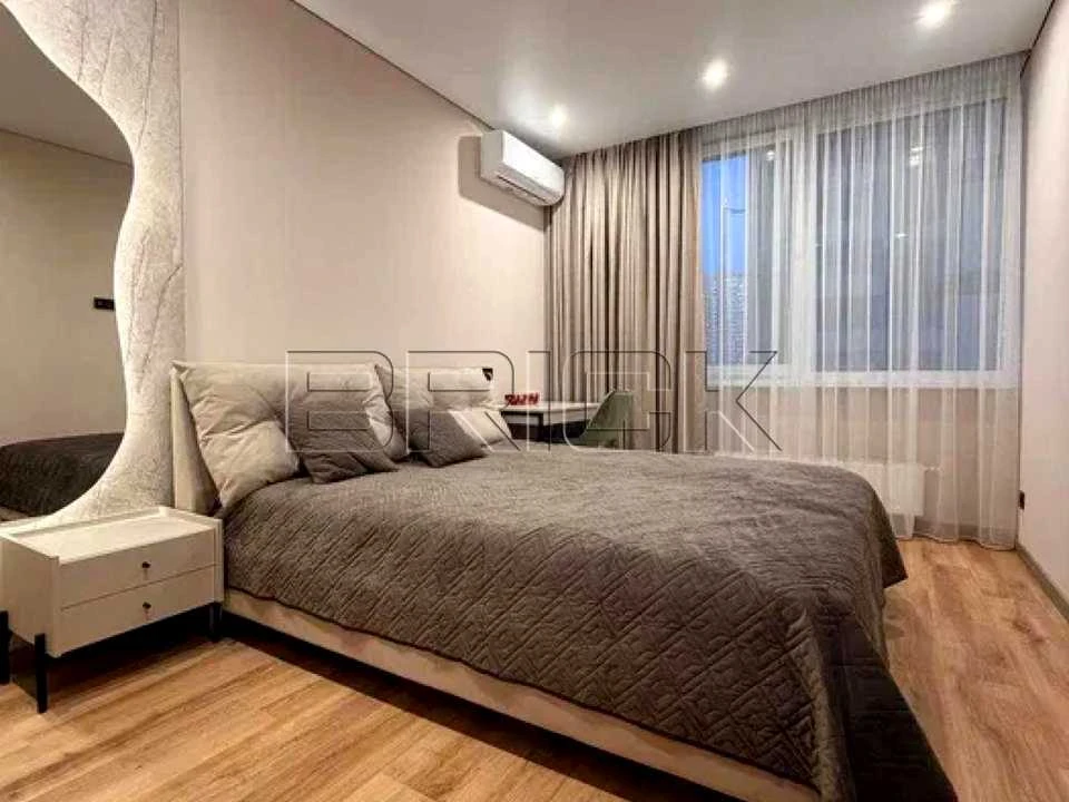 Apartment. Alexander Olesya St., Kyiv