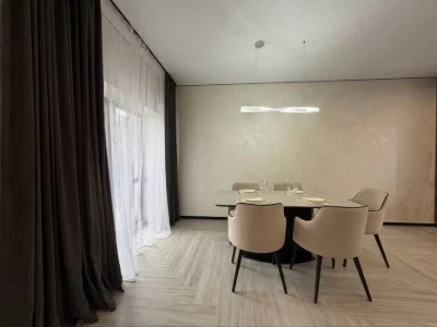 Sale of an exclusive house with renovation