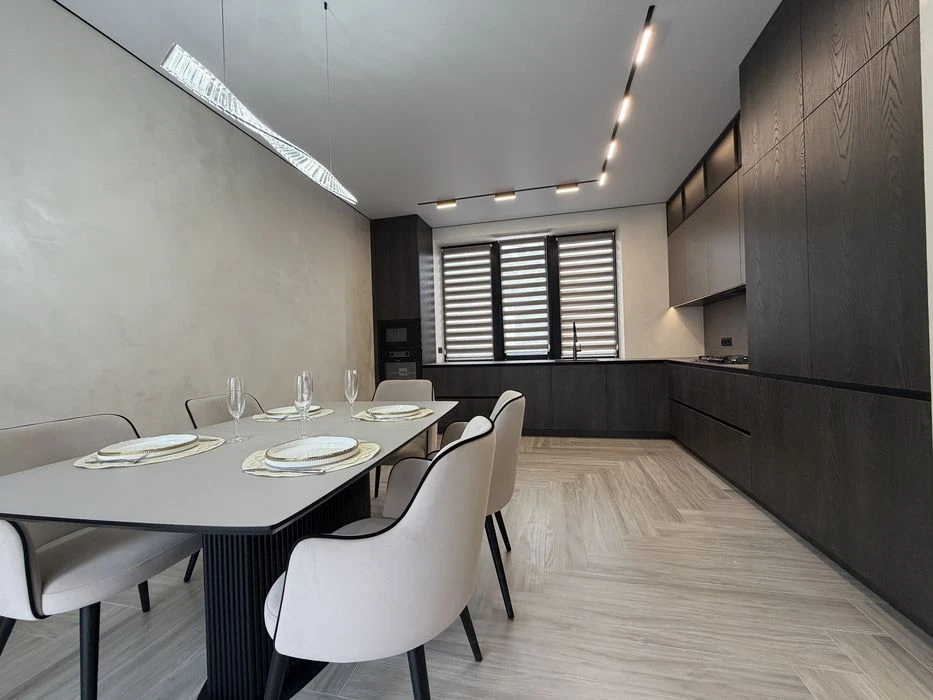 Sale of an exclusive house with renovation