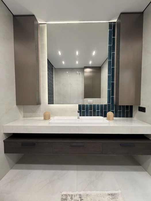 Sale of an exclusive house with renovation
