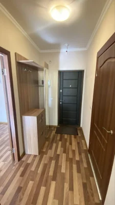 Продажа 1-комнатной квартиры рядом с м. Позняки, Осокорки, по ул. Б. Гмири