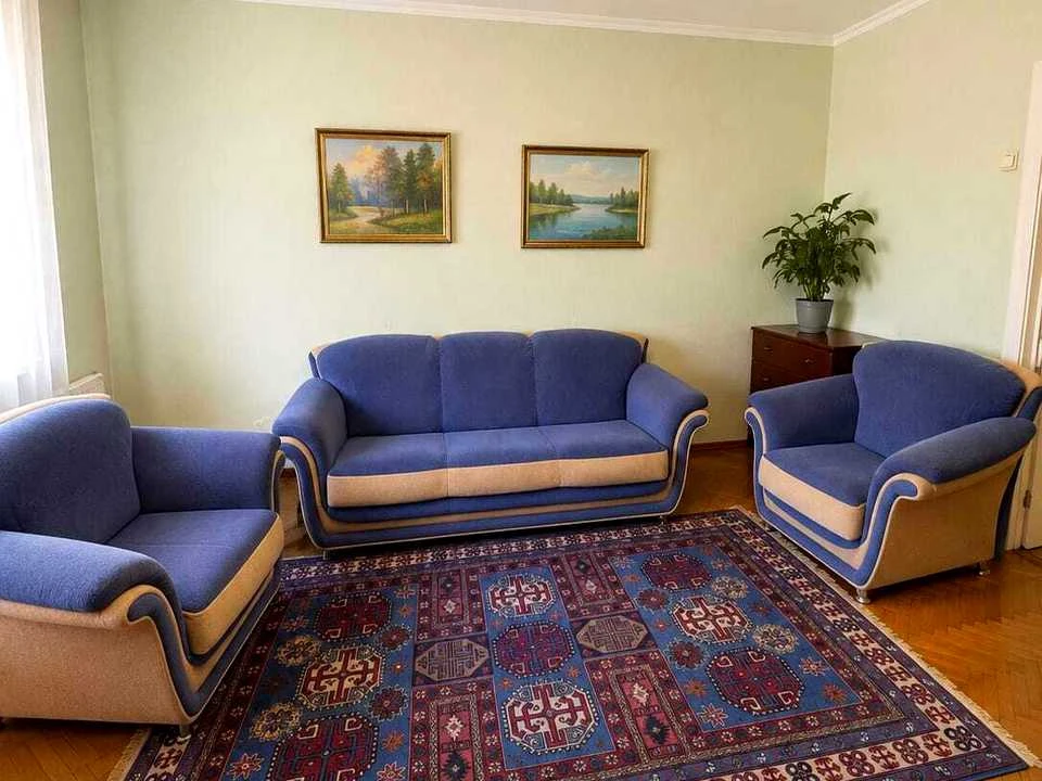 Квартира. Стратегічне шосе, Київ