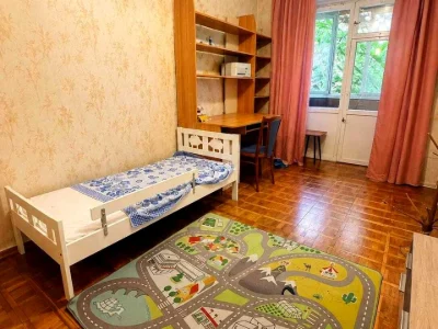 Квартира. Стратегічне шосе, Київ