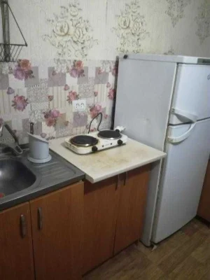 Продам 1к. гостинку со своими службами на Салтовке