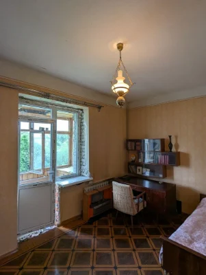For sale: 2-room apartment, area of Malyshev, Kovtuna Street.
