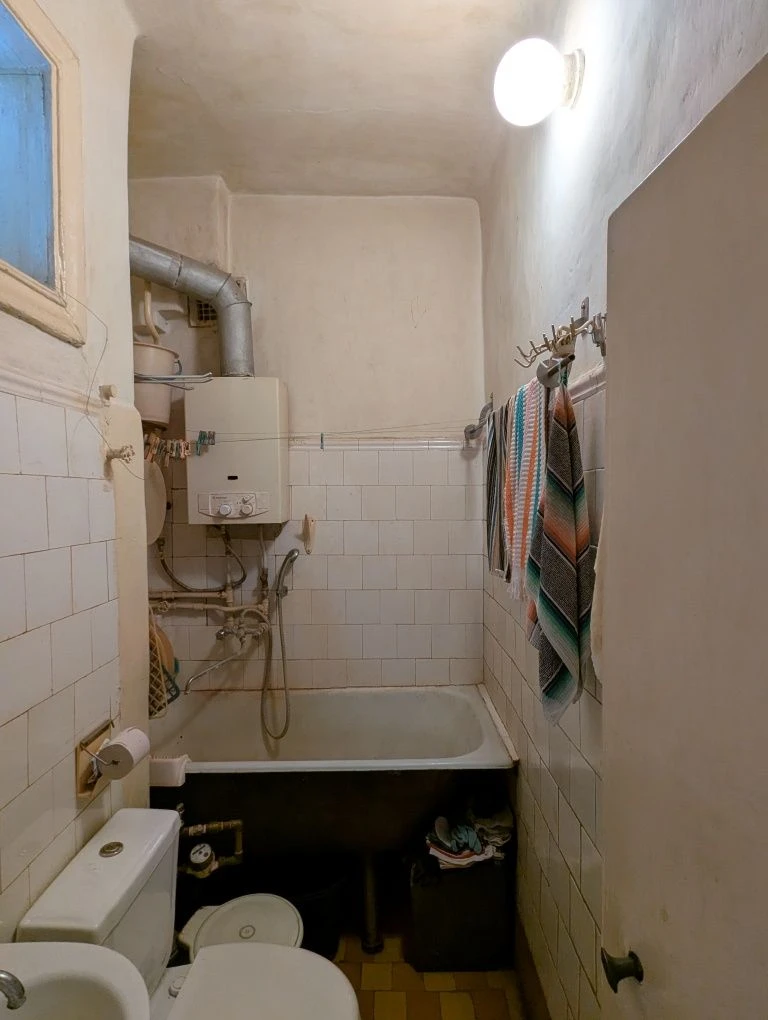 For sale: 2-room apartment, area of Malyshev, Kovtuna Street.