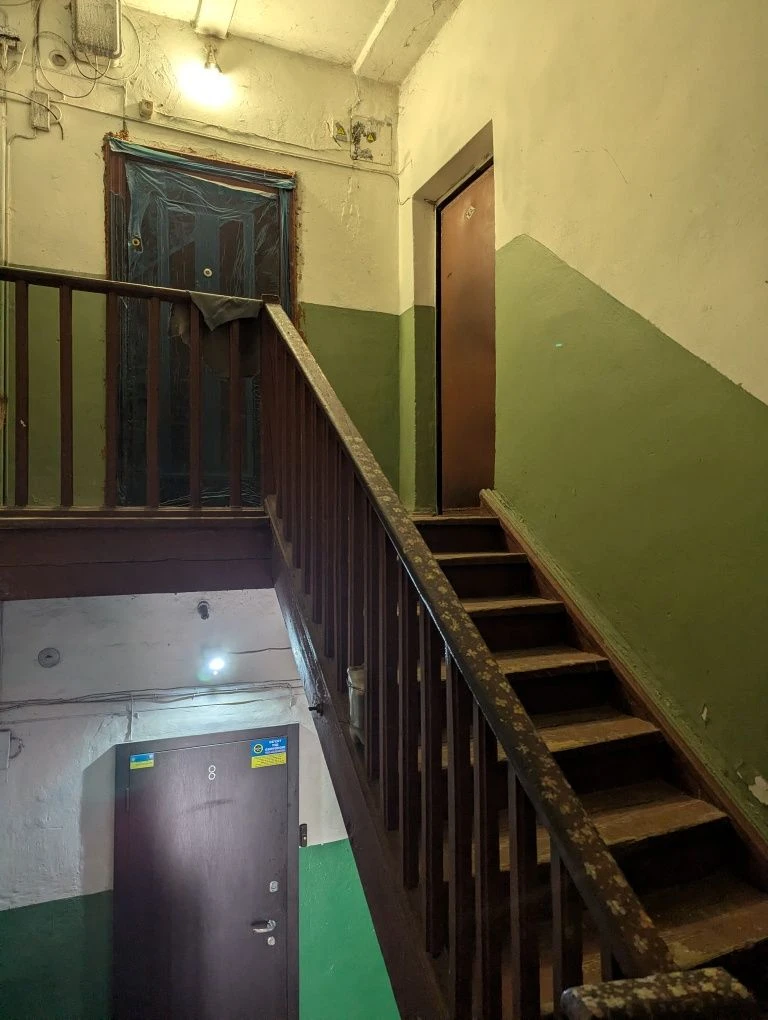 For sale: 2-room apartment, area of Malyshev, Kovtuna Street.