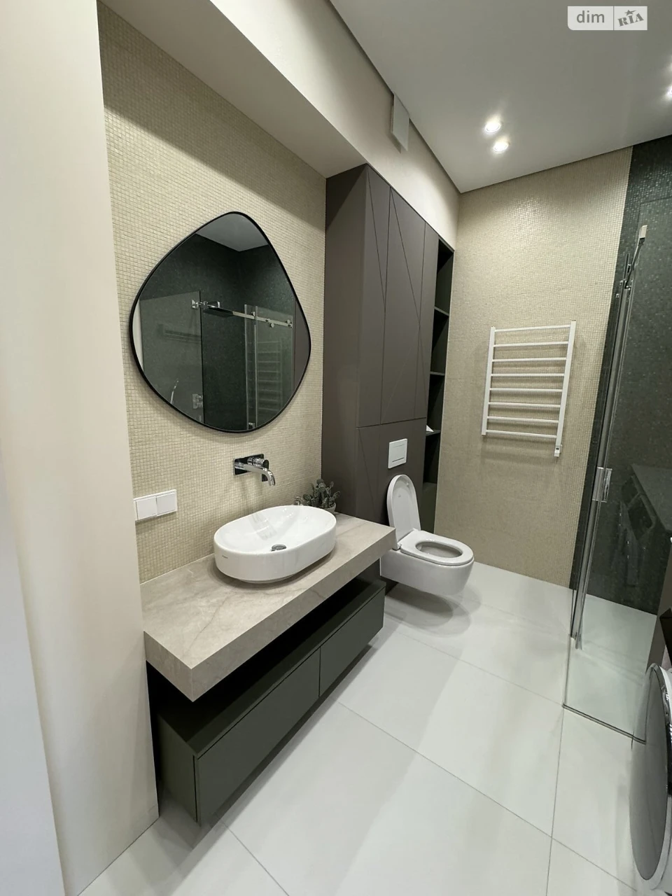 Long-Term Rental Apartment, Vishenka