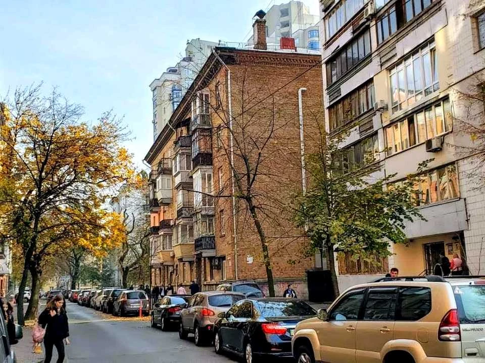 Apartment. Panas Myrny St, Kyiv