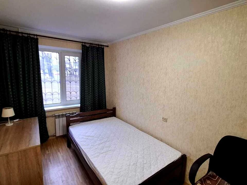 Квартира. Київ, Композитора Лятошинського вул.
