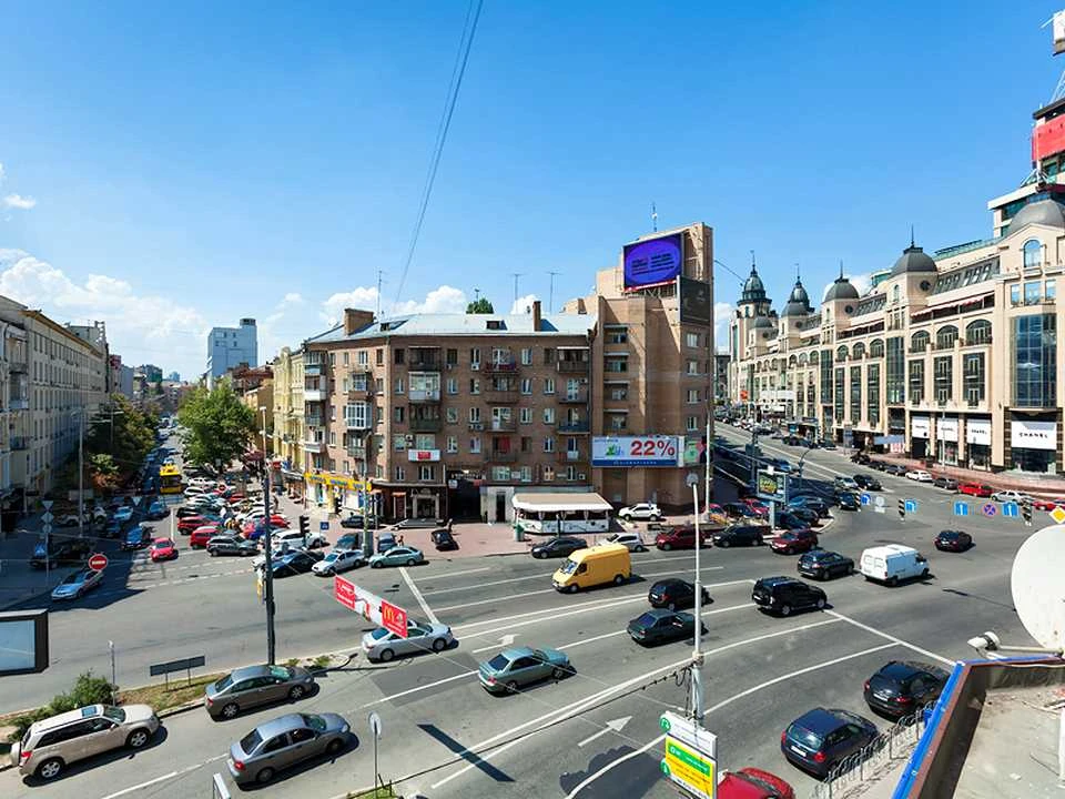 Квартира. Київ, Басейна вул.