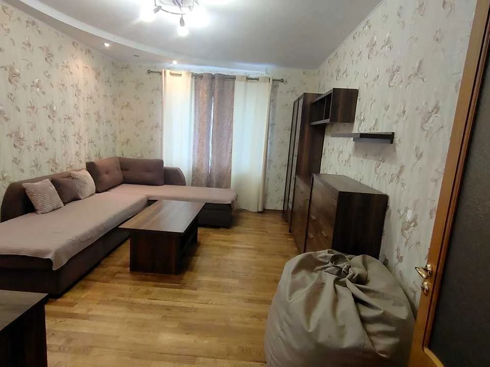 Квартира. Київ, вулиця Миколи Лаврухіна