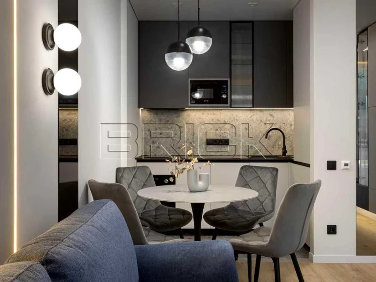 Apartment. Salutna St, Kyiv