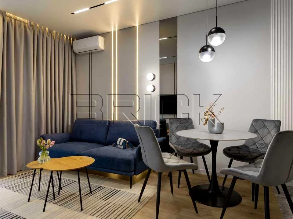 Apartment. Salutna St, Kyiv