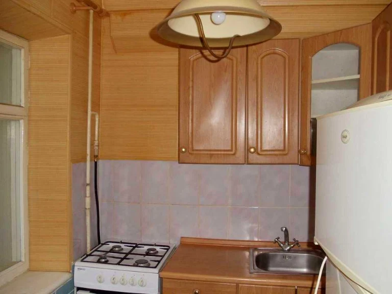 Apartment. Pechenyiska St, Kyiv