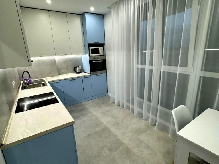Rent 1-bedroom apartment 39 sq m, 5th floor.