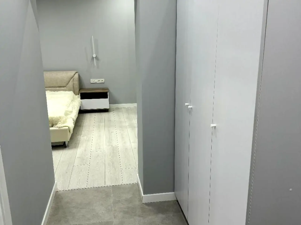Оренда квартири 1-кімн. 39 м² 5/7 пов.
