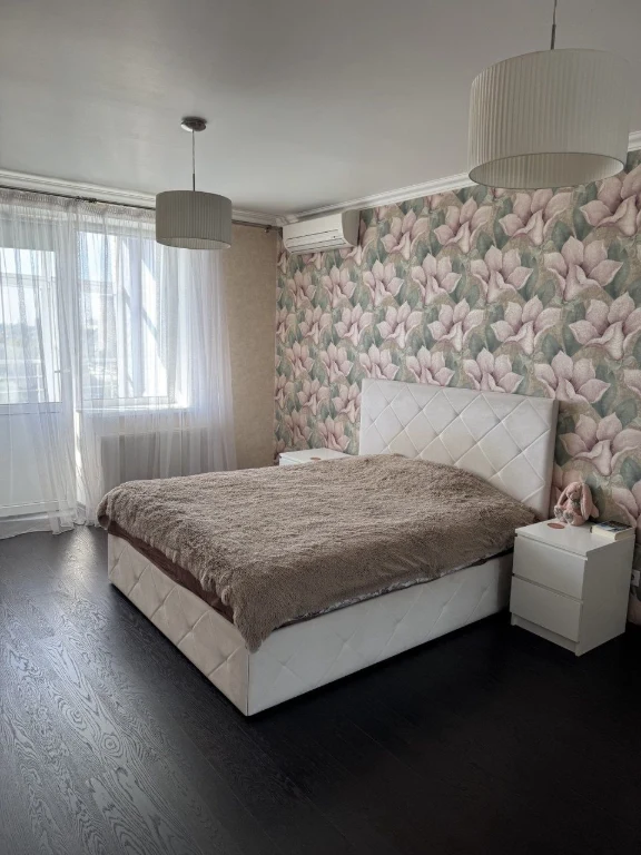 For sale stylish 1-bedroom apartment on Chokholovsky Boulevard
