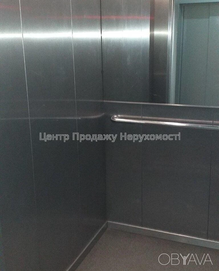 Однокомнатная квартира, 36 квадратных метров.