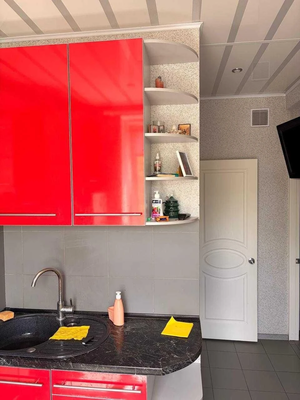 For Sale 2-bedroom apartment, Danilevsky St. Госпром