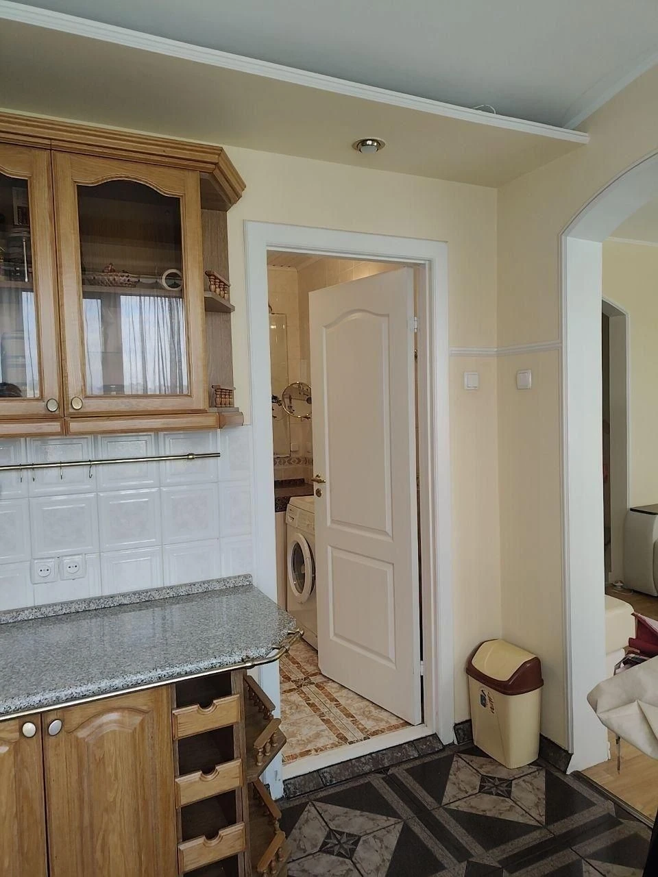 Продам 3-к квартиру, Гвардейцев Широнинцев ул., 28, Салтовка