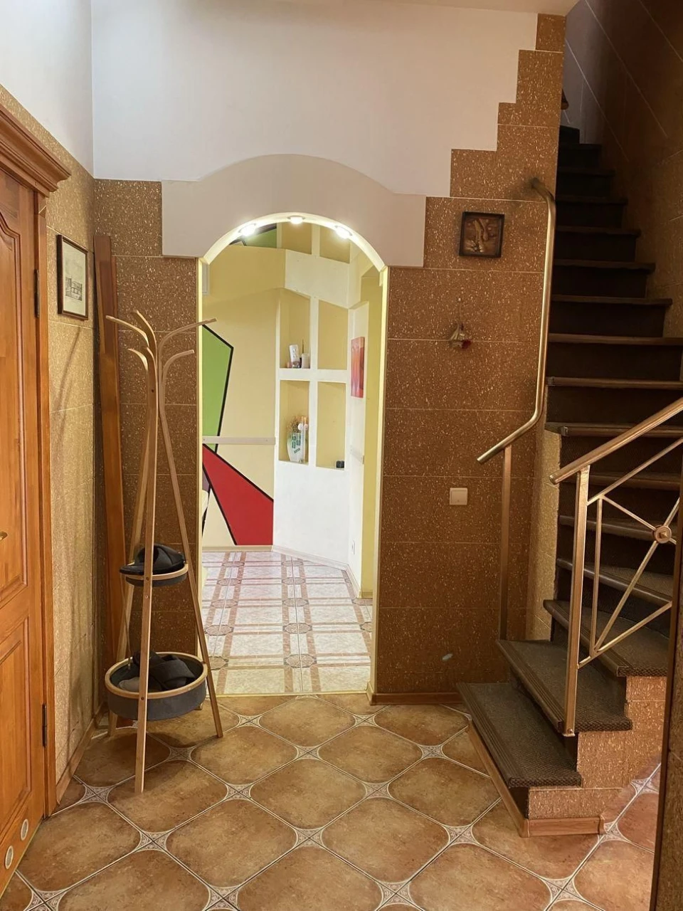 Продам двохрівневу 3-к квартиру, вул. Металіста, 8, Салтовка
