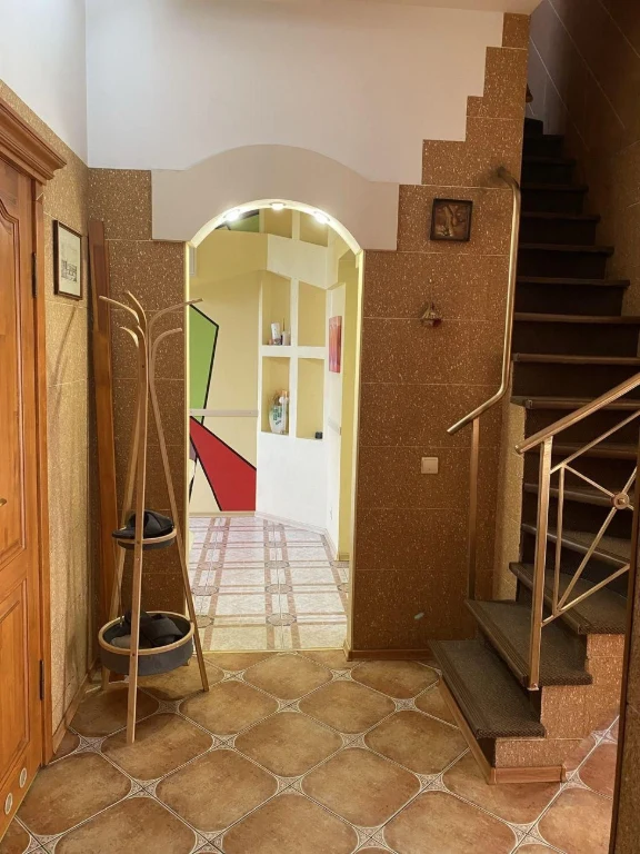 Продам двохрівневу 3-к квартиру, вул. Металіста, 8, Салтовка