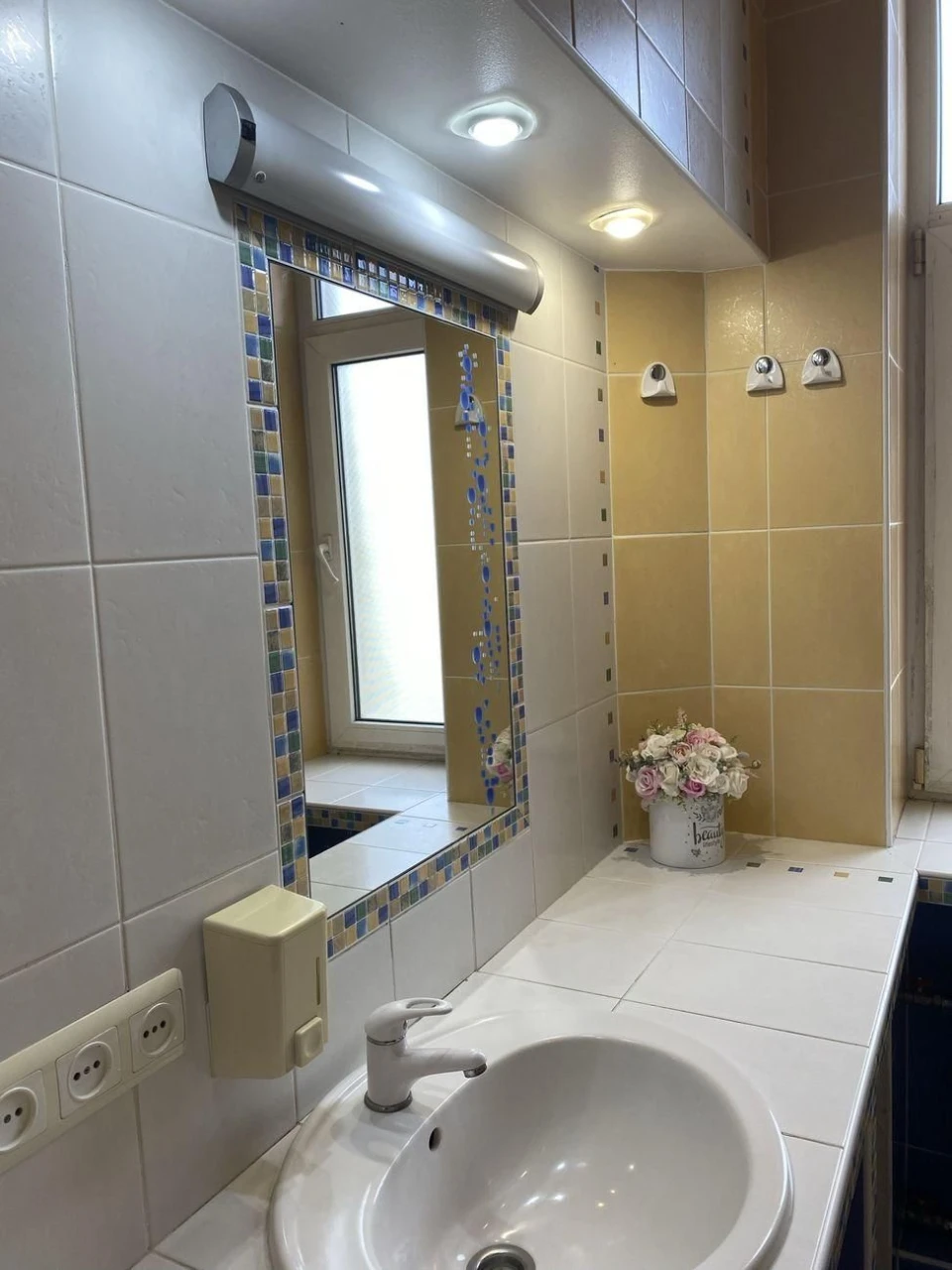 Продам двохрівневу 3-к квартиру, вул. Металіста, 8, Салтовка