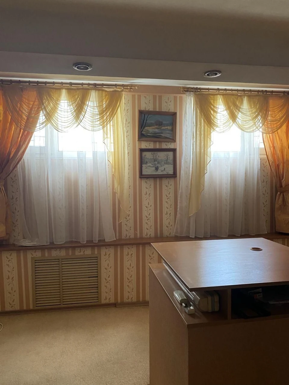 Продам двохрівневу 3-к квартиру, вул. Металіста, 8, Салтовка