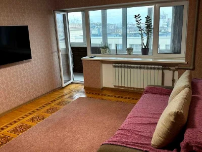 Apartment. Odessa, Novoselskoho st.