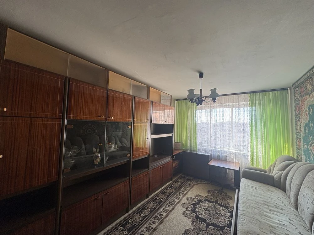 Продам 3-кімнатну квартиру на Заболотного