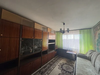Продам 3-кімнатну квартиру на Заболотного