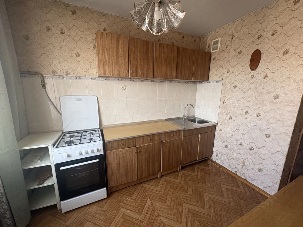 Продам 3-кімнатну квартиру на Заболотного