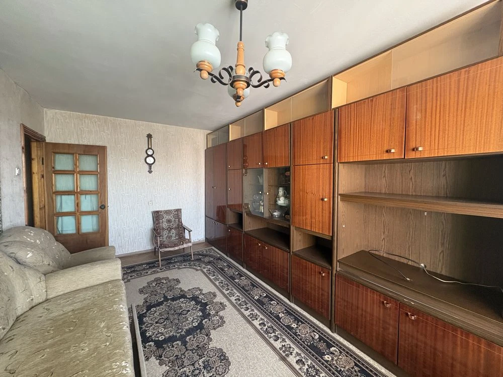 Продам 3-кімнатну квартиру на Заболотного