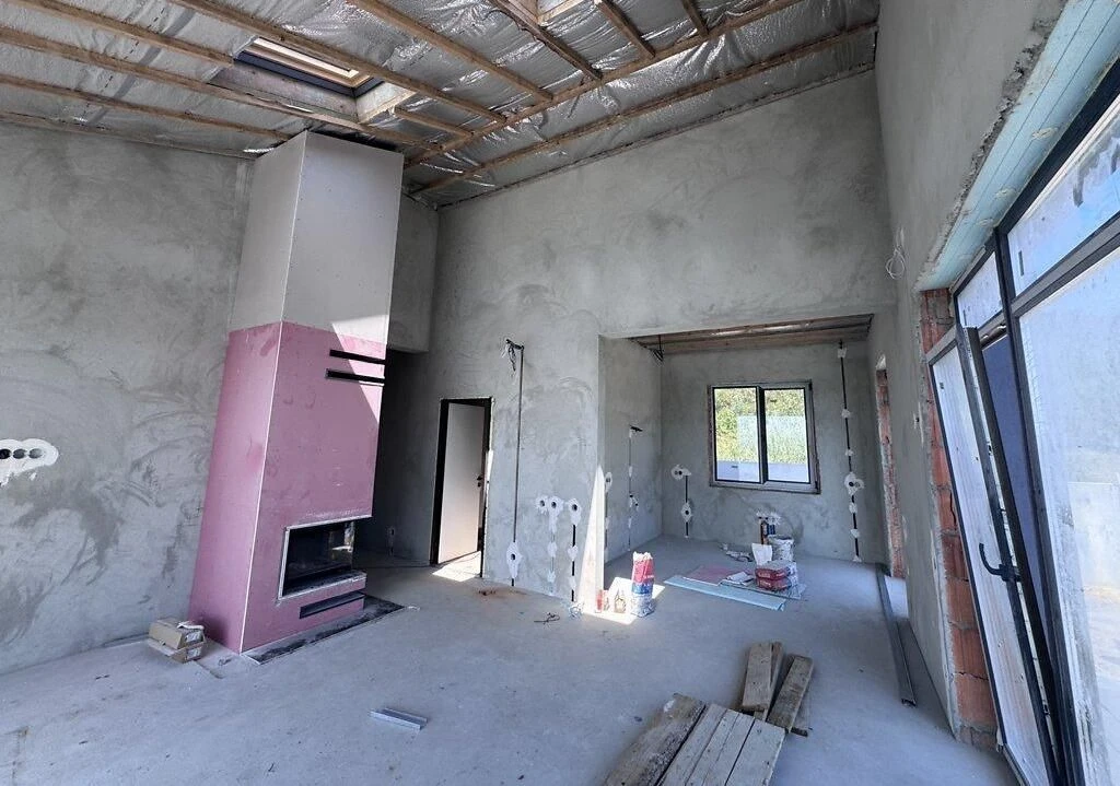 Сучасний будинок 168 м² у районі Червениці з підземним паркі