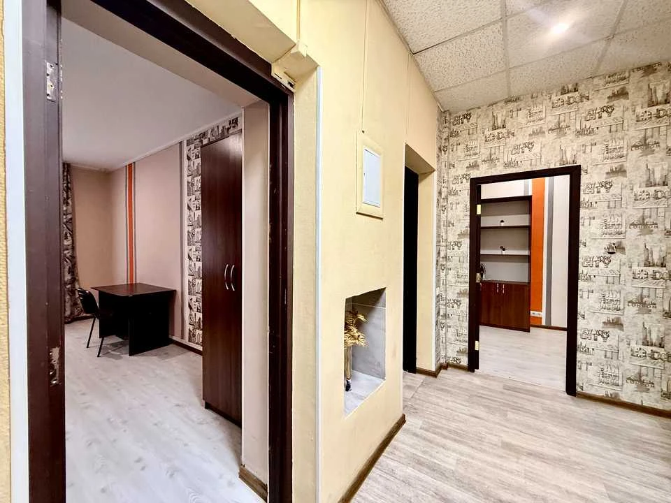 Apartment. Bogdan Khmelnytsky Street, Kyiv