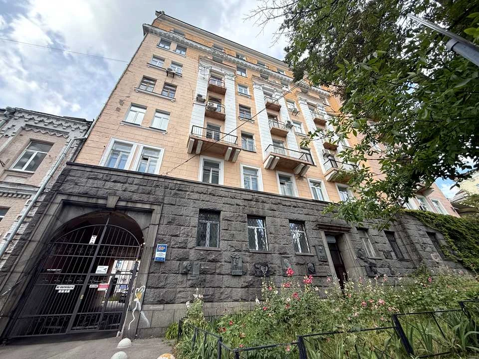 Apartment. Bogdan Khmelnytsky Street, Kyiv