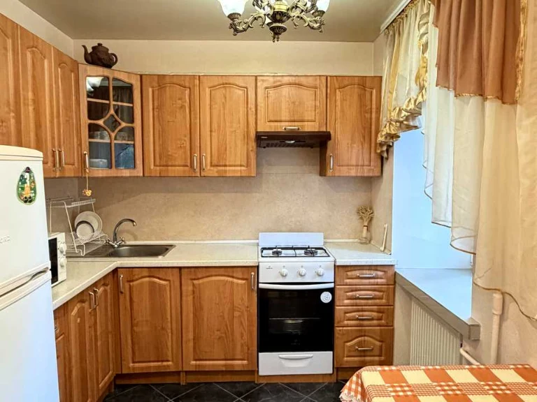 Apartment. Veresneva st, Kyiv