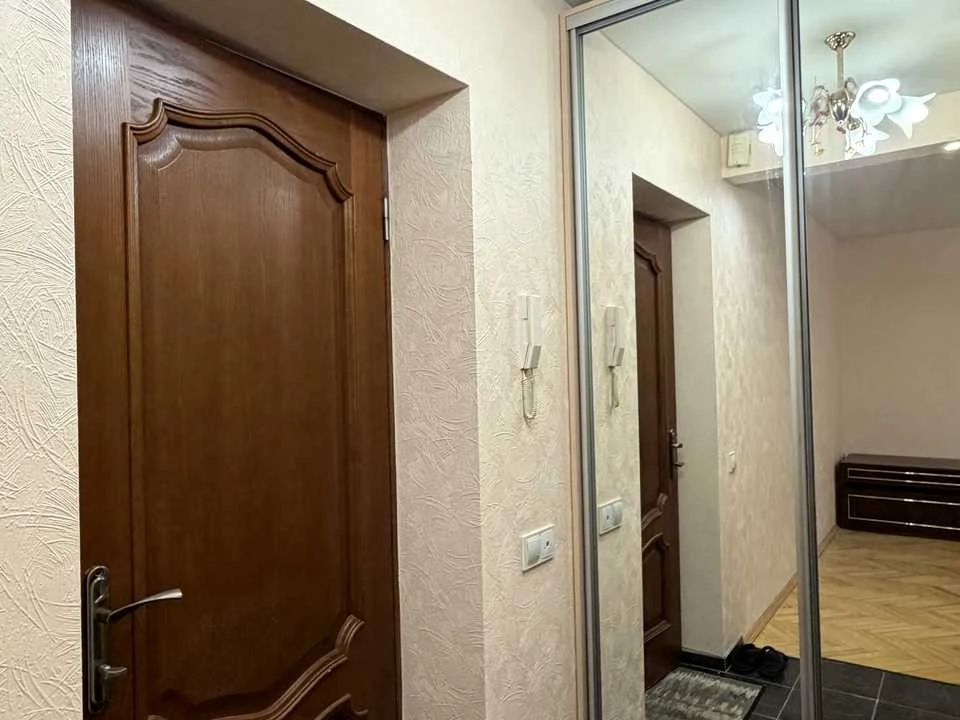 Apartment. Veresneva st, Kyiv