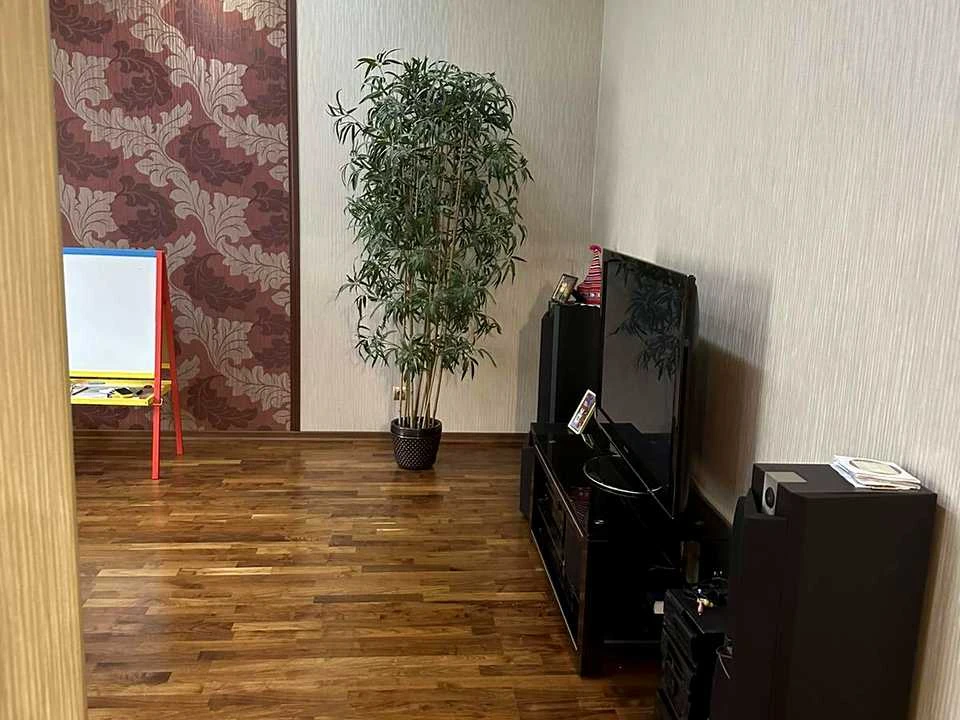Apartment. Kharkiv, Sumska St. (Karl Liebknecht)