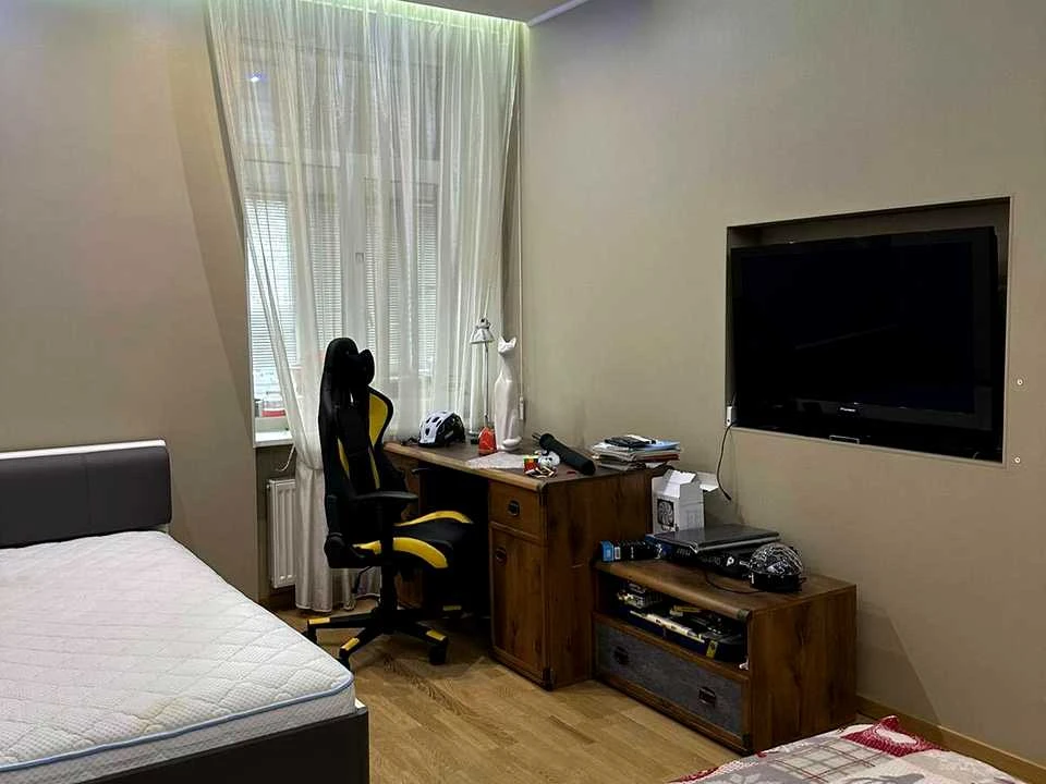 Apartment. Kharkiv, Sumska St. (Karl Liebknecht)