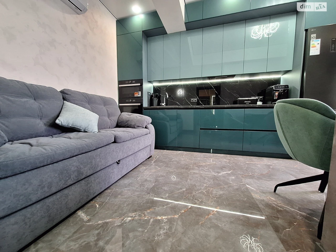 Long Term Rental Apartment "Vishchenka"