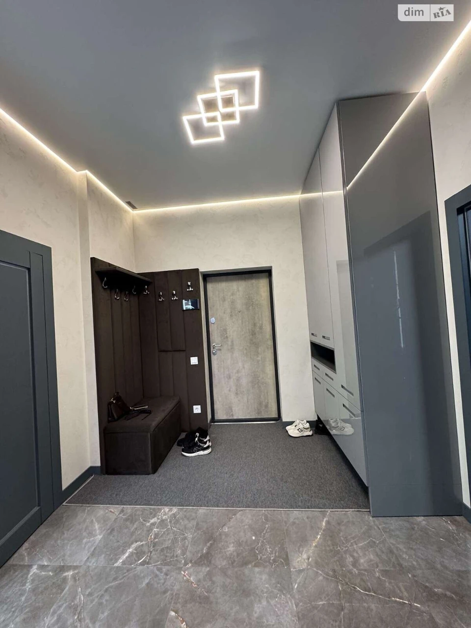Long Term Rental Apartment "Vishchenka"